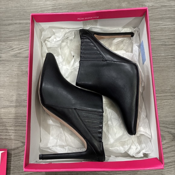 Shoe Dazzle Black Evangeline Slip On Stiletto Pumps | Size 10 In Box - Picture 8 of 8